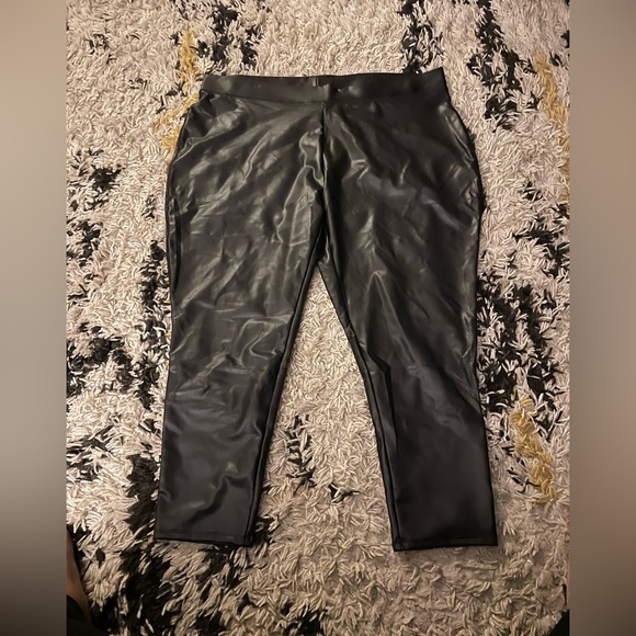 Ashley Stewart Pants - NWT Ashely Stewart faux Leather pants plus size 26/28